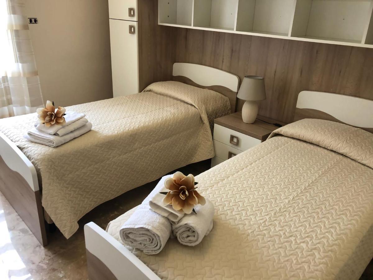 Casa Vacanze Makari Trappeto  Εξωτερικό φωτογραφία